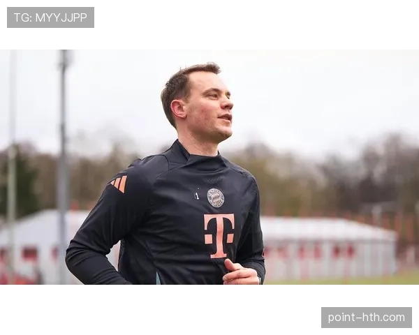 诺伊尔门线反应速度本赛季保持稳健 诺伊尔门线反应速度本赛季保持稳健